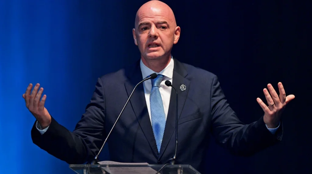 Escrutinio FIFA Racismo Tras Abusos Capitán Amiens Gouano