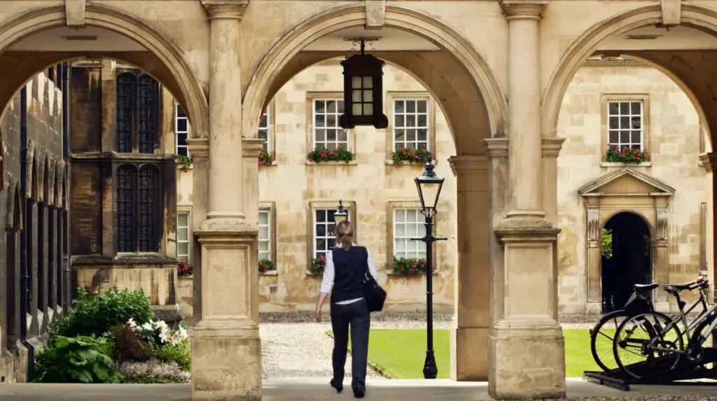 Cumbre Cambridge–Defensa saudí: legitimidad suave y dilemas éticos