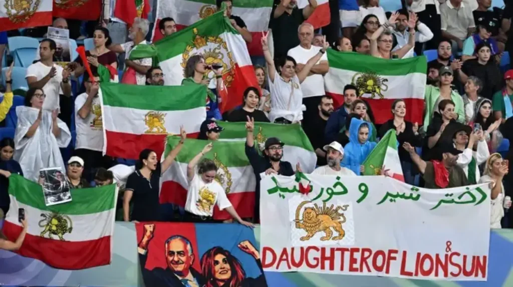 La Prohibición Informada de la Bandera Iraní Revela Fallas de Gobernanza de la FIFA