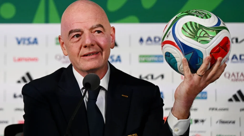 Crisis de la Copa del Mundo de la FIFA: Infantino, Foster y Portsmouth FC Expuestos