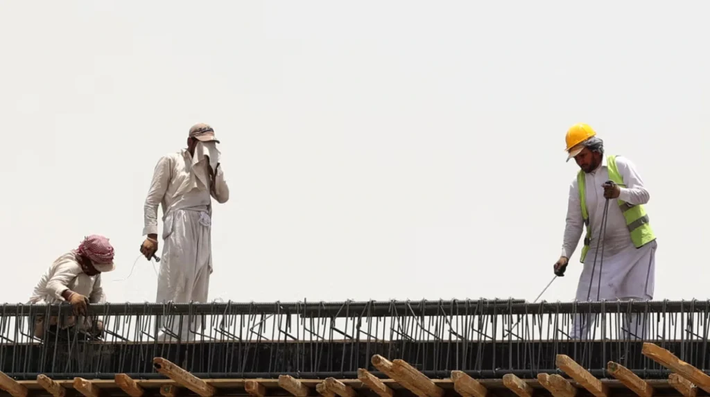 La campaña de expulsiones de Arabia Saudita plantea preocupaciones sobre derechos laborales