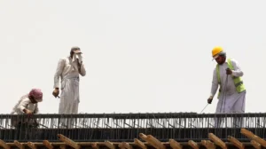 La campaña de expulsiones de Arabia Saudita plantea preocupaciones sobre derechos laborales