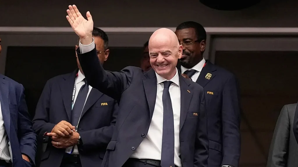 Los parlamentarios europeos cuestionan a la FIFA tras la decisión sobre Balogun