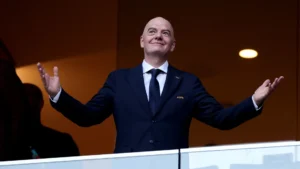 El giro comercial de la FIFA bajo Infantino y la controversia del Mundial