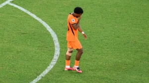Cómo los comentarios racistas en la Copa Mundial 2026 exponen fallos institucionales del fútbol