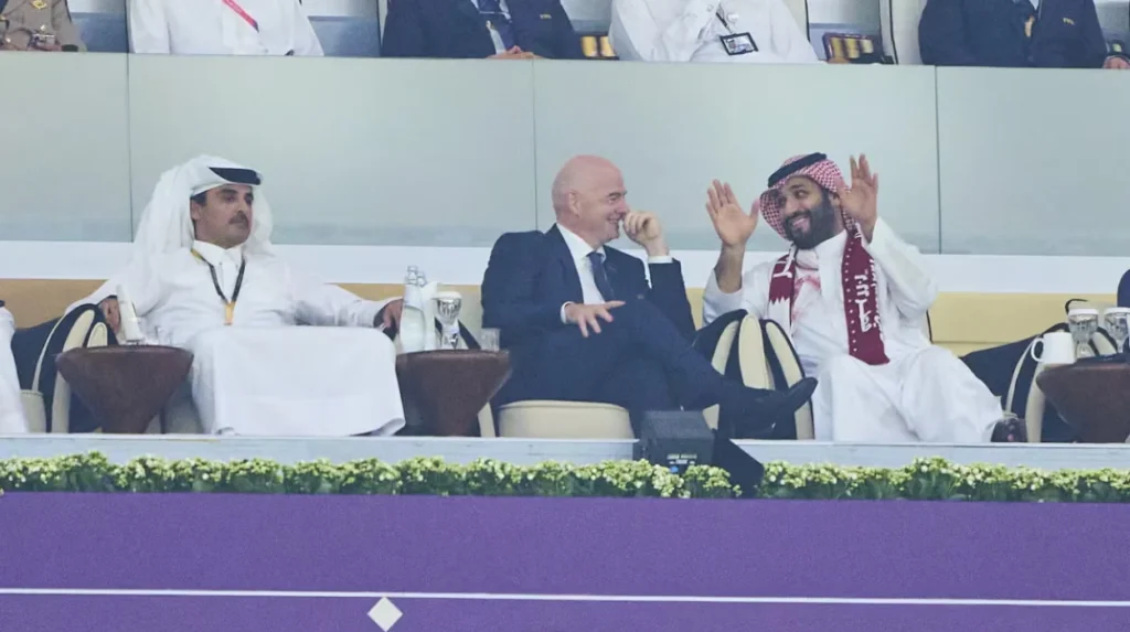 Impulso normalización Arabia Saudí-Israel, crisis humanitaria Gaza y riesgos Copa Mundial 2034